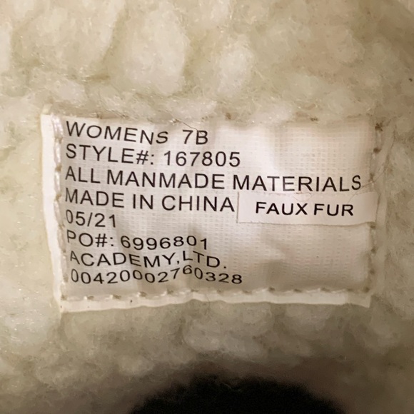 Magellan Outdoors Sherpa collar duck boot - Picture 12 of 14